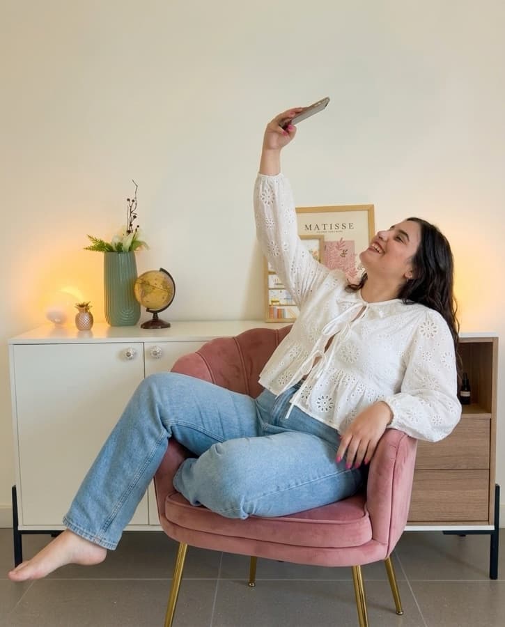Nati Guida grabando contenido para redes